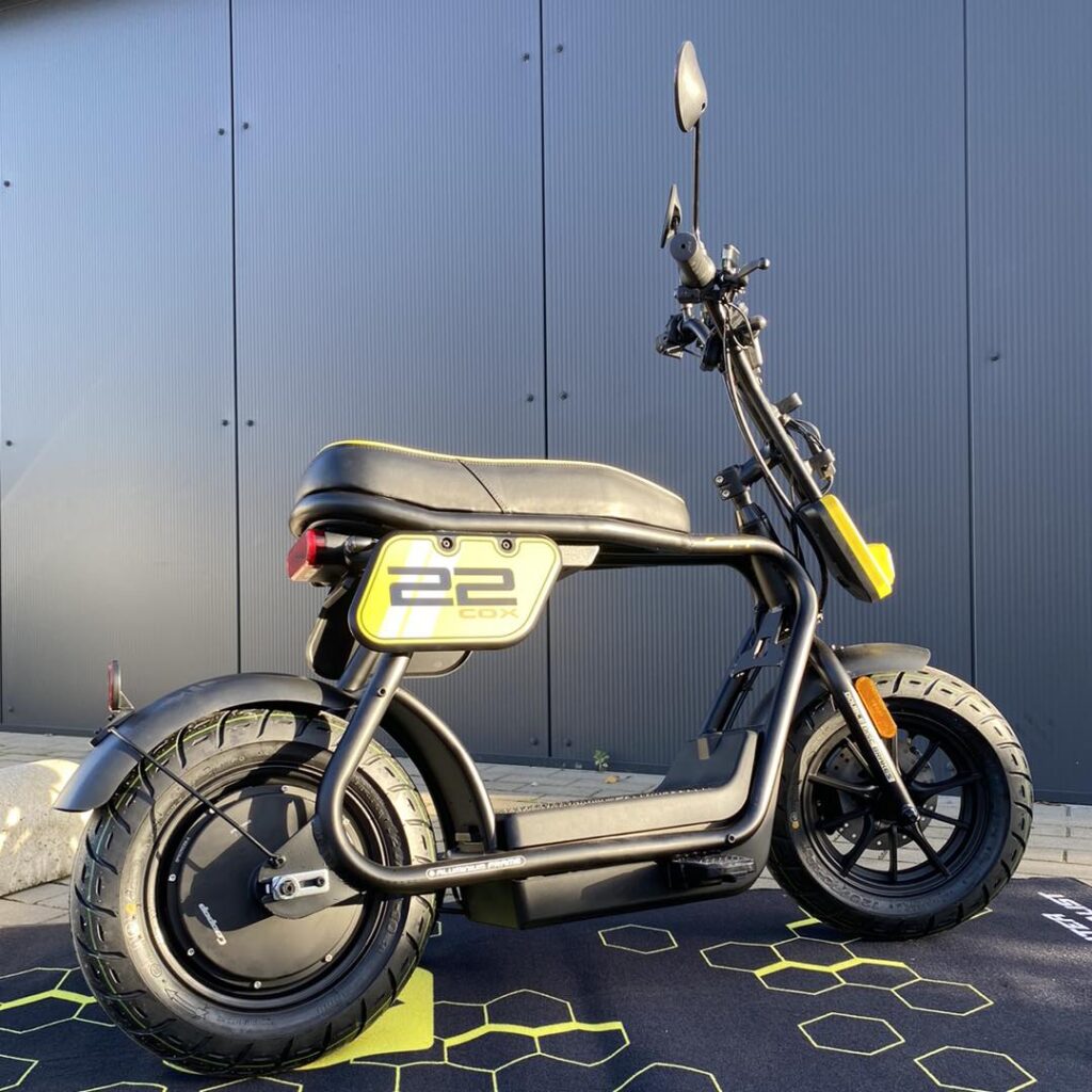 Surroncenter E-Enduroshop Talaria Surron Coopop-6